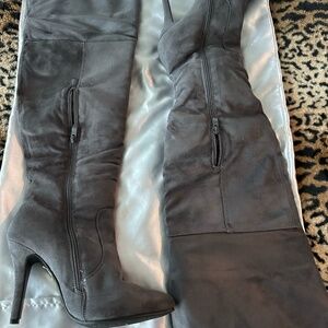 New Top Moda Gray boots in size 10